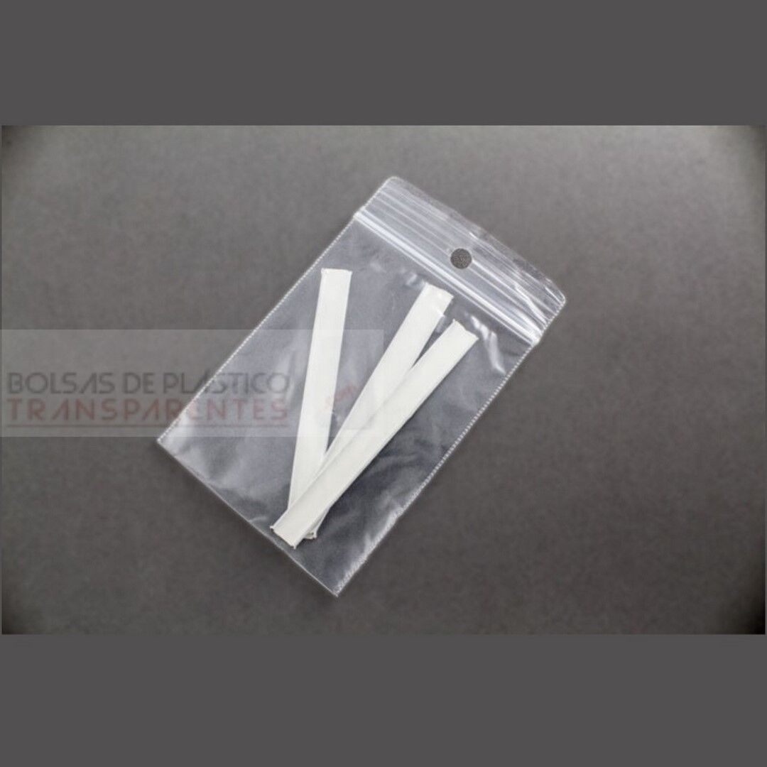 Bolsa de Plástico Transparente Polietileno Cierre Zip y taladro 6x8 cm.